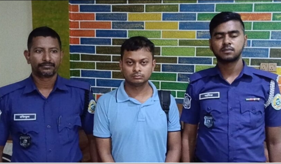 কুয়াকাটায় ম্যাজিস্ট্রেট পরিচয়ে প্রতারনা মোবাইল কোর্টে এক বছরের কারাদণ্ড