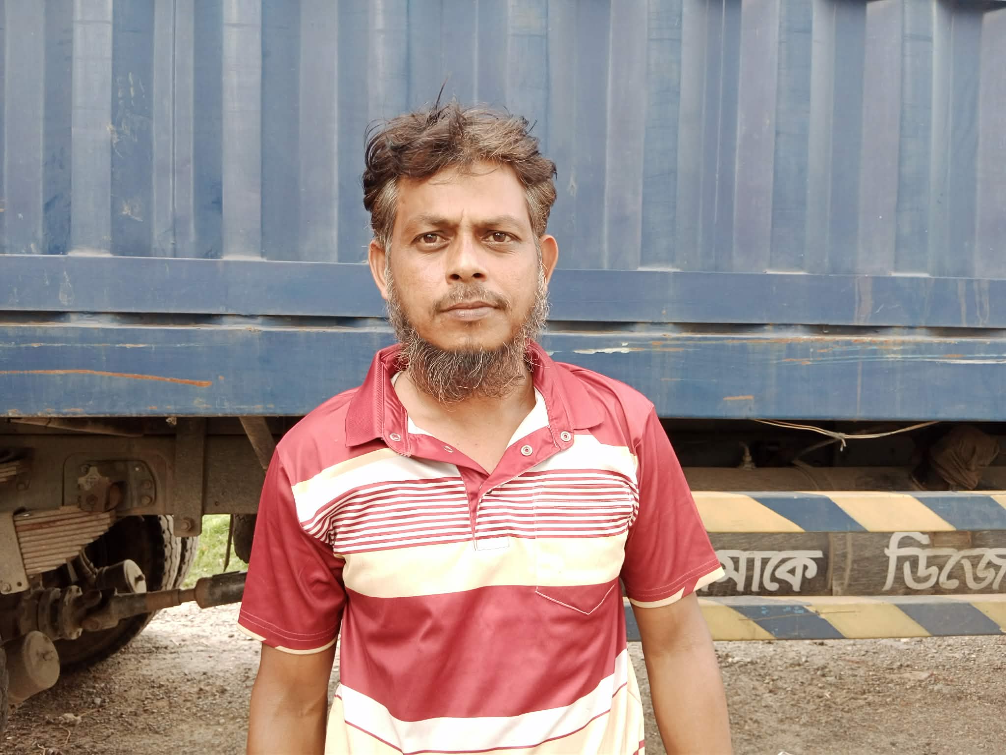 সড়কে এক চালকের সাহসিকতায় রক্ষা পেল বিকাশ প্রতিনিধির টাকা,ছিনতাইকারীদের ফেলে যাওয়া মোটরসাইকেল জব্দ