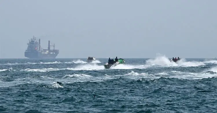 ভারতীয় জাহাজে গুলি, ইরানের রাষ্ট্রদূতকে তলব করে উদ্বেগ প্রকাশ