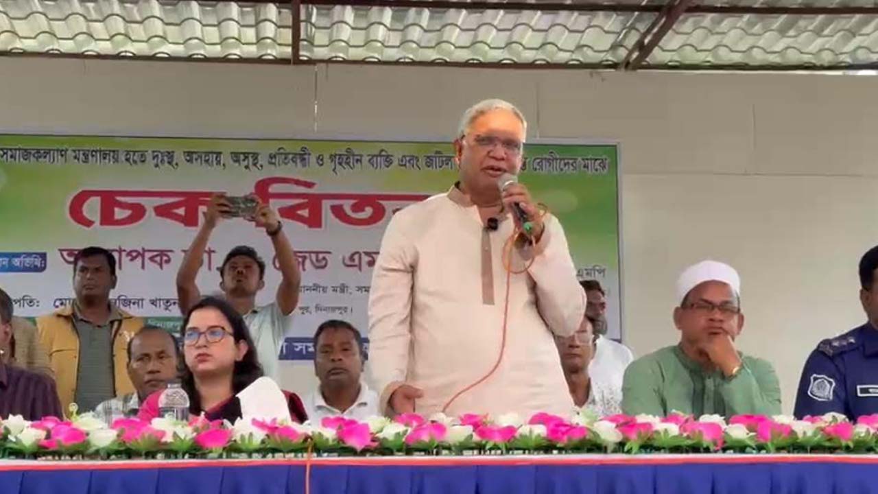 সন্তানকে আদর্শ মানুষ করতে অভিভাবকদের আরও দায়িত্বশীল হতে হবে: জাহিদ হোসেন