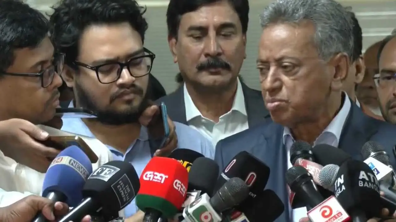 টাকা ছাপাতে চাই না, বিনিয়োগ আকৃষ্ট করতে হবে : অর্থমন্ত্রী