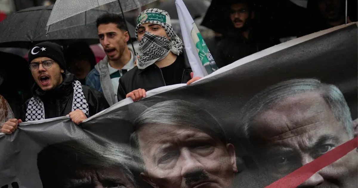 এবার যুক্তরাষ্ট্র-ইসরায়েলের বিরুদ্ধে তুরস্কে বিক্ষোভ