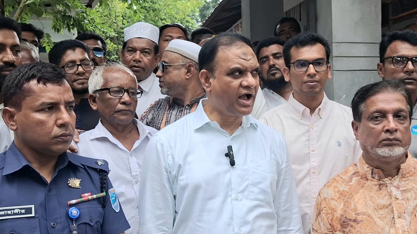 মুসলমানদের মতো অন্য ধর্মাবলম্বীরাও আমার পরিবারের সদস্য’—হুইপ অপু
