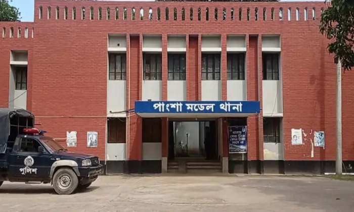 ঈদের নামাজে বক্তব্য দেওয়া কে কেন্দ্র করে বিএনপির দুই গ্রুপের সংঘর্ষ, পাল্টাপাল্টি মামলা