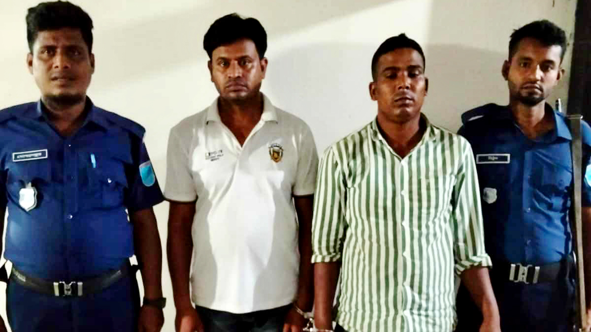 মানিকগঞ্জে মাদকবিরোধী অভিযানে বাধা: প্যানেল চেয়ারম্যানসহ দুইজন গ্রেপ্তার