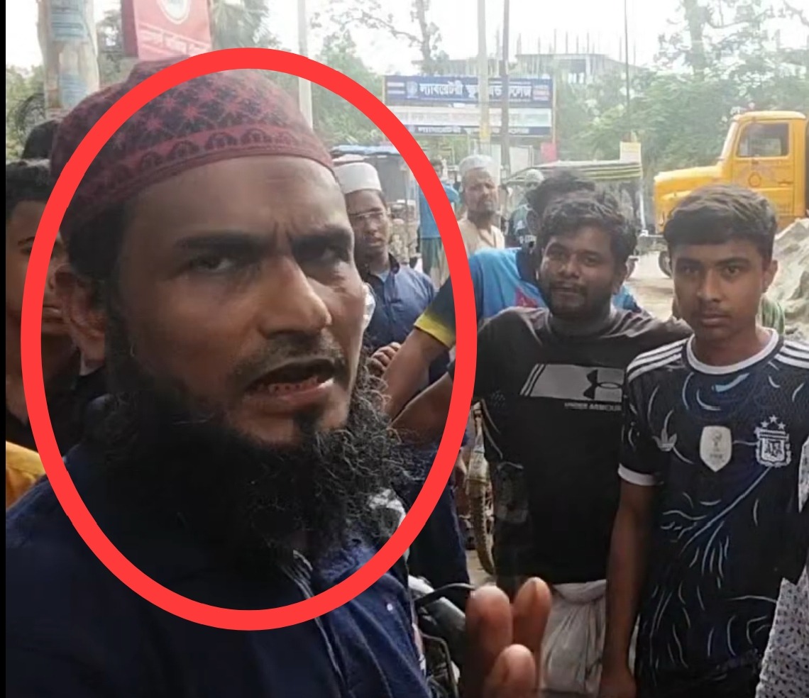 সরকারি খাসজমি দখলের সংবাদ প্রকাশের জেরে- হামলার পর সাংবাদিক ও বৃদ্ধ বাবা-মায়ের বিরুদ্ধে চাঁদাবাজির মামলা