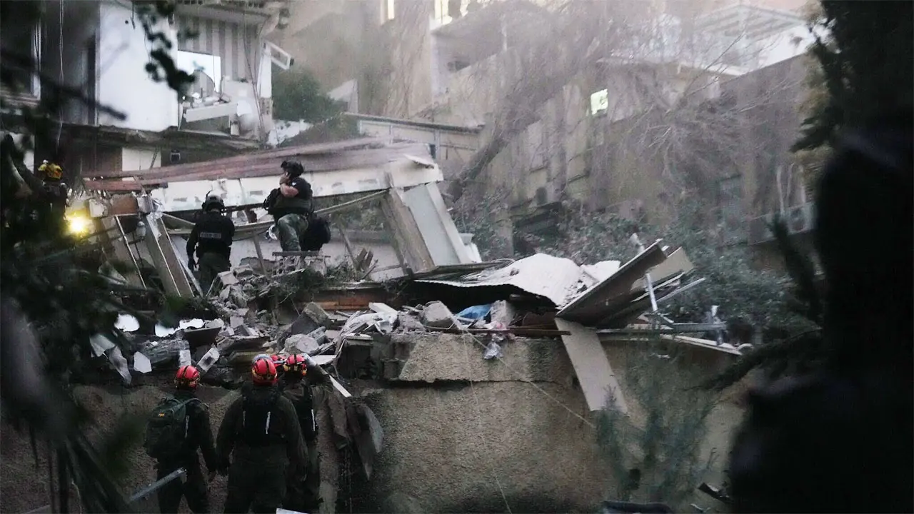 ইসরায়েলের আবাসিক ভবনে ইরানি ক্ষেপণাস্ত্রের আঘাত, ২ জন নিহত