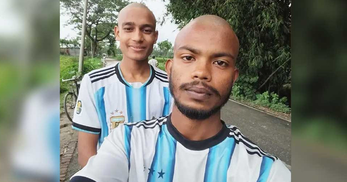 আর্জেন্টিনার হারে মাথা ন্যাড়া করে সমর্থন ছাড়লেন ২ যুবক