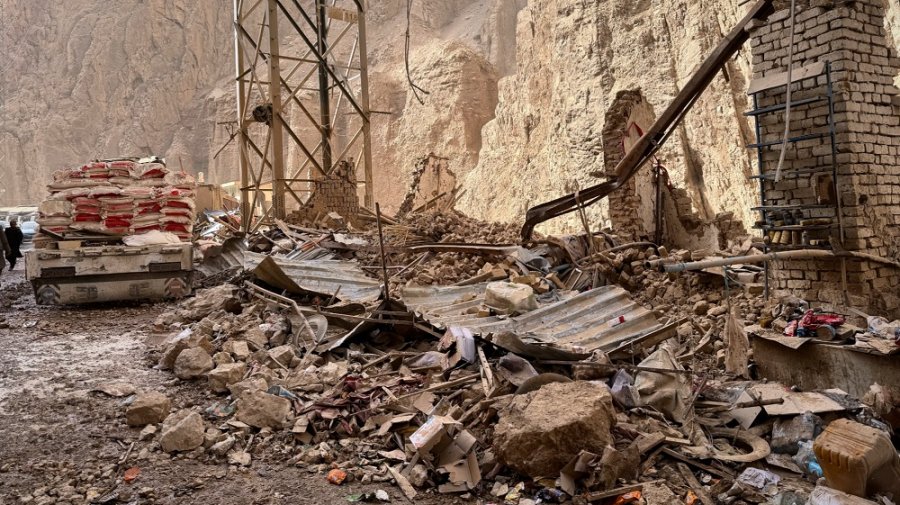 আফগানিস্তানে ভূমিকম্পে একই পরিবারের ৮ জন নিহত