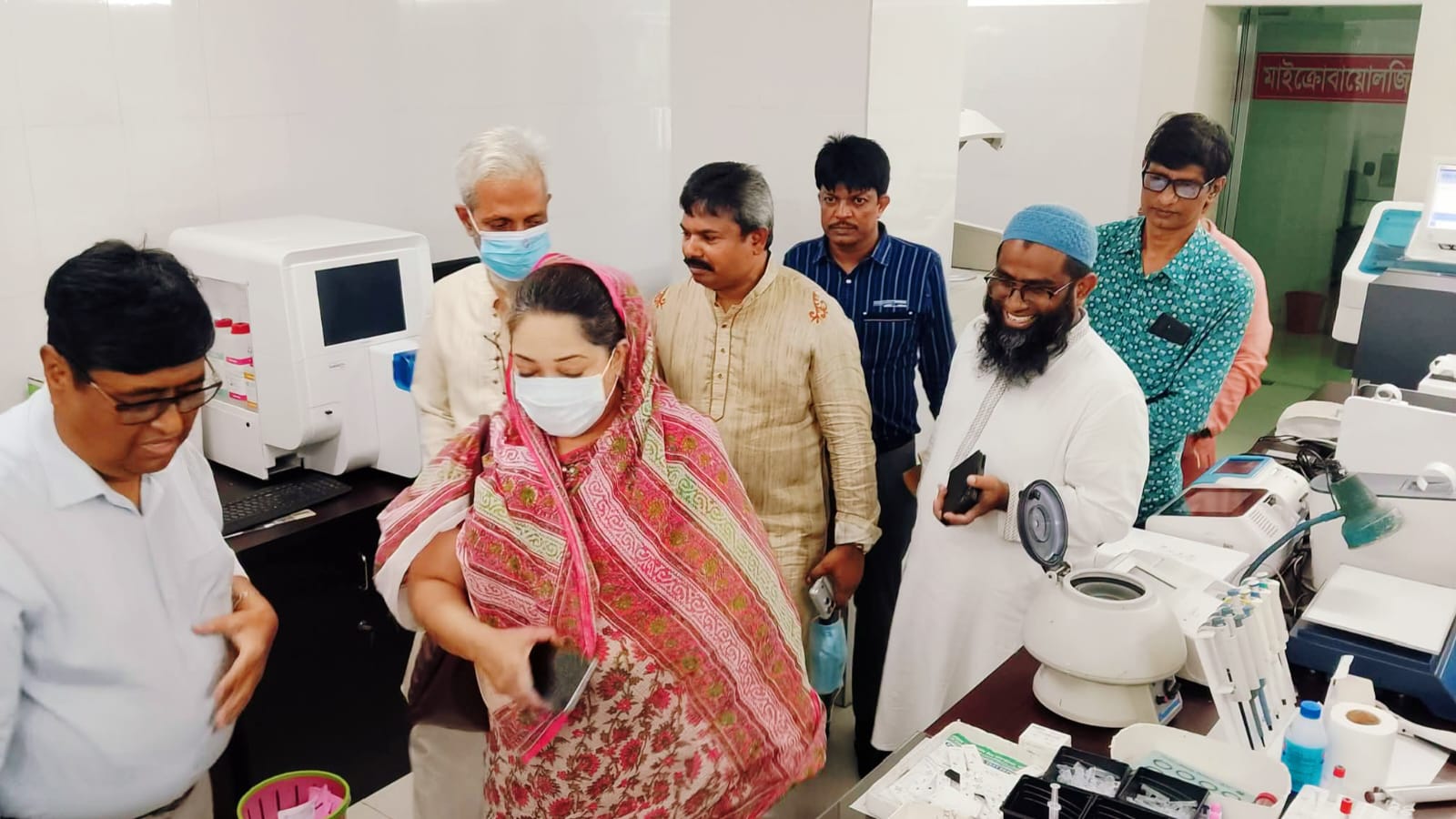 ফরিদপুরে শিশু হাসপাতাল পরিদর্শনে এমপি নায়াব ইউসুফ