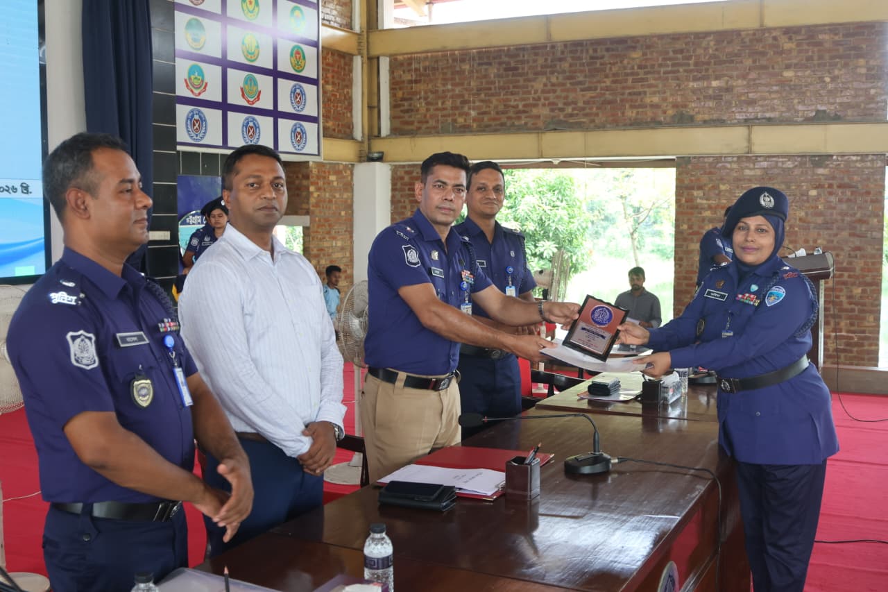 চট্টগ্রাম জেলার শ্রেষ্ঠ ওসি নির্বাচিত হলেন মীরসরাই থানার অফিসার ইনচার্জ ফরিদা ইয়াসমিন
