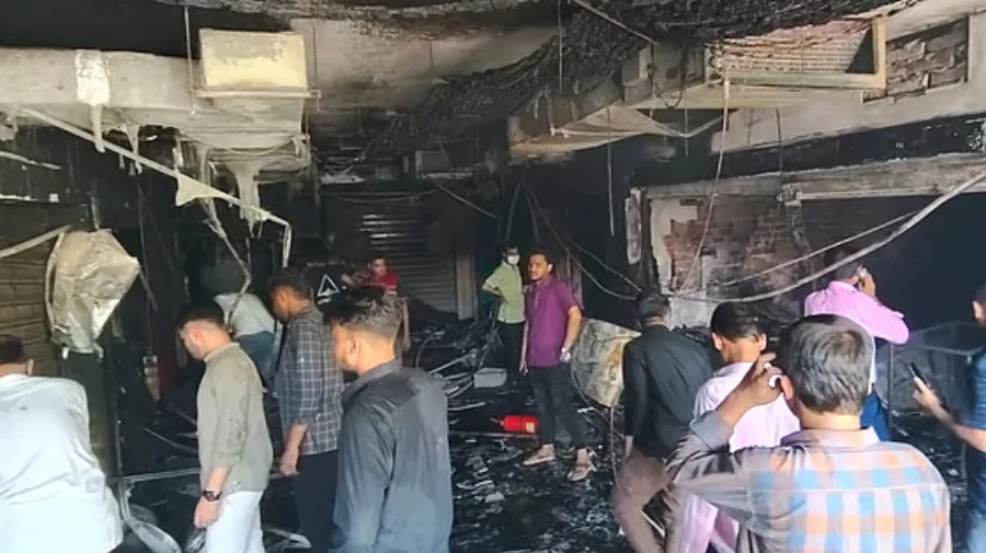 চট্টগ্রামে টেরিবাজারে অগ্নিকাণ্ডে ২ জনের মৃত্যু