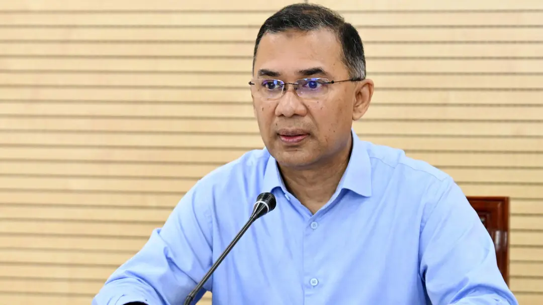 ইসি চায় ৫০০ কোটি, সায় নেই প্রধানমন্ত্রীর