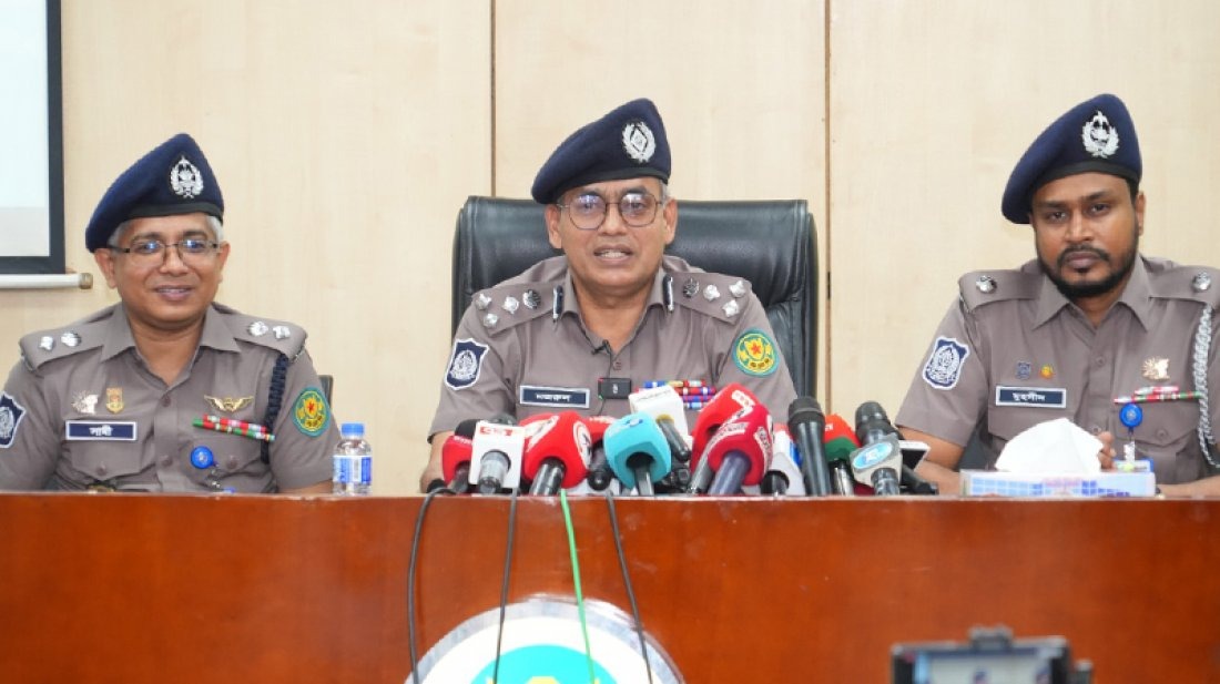 আ. লীগের প্রতিষ্ঠাবার্ষিকী ঘিরে ‘শঙ্কা নেই’, সতর্ক অবস্থানে ডিএমপি
