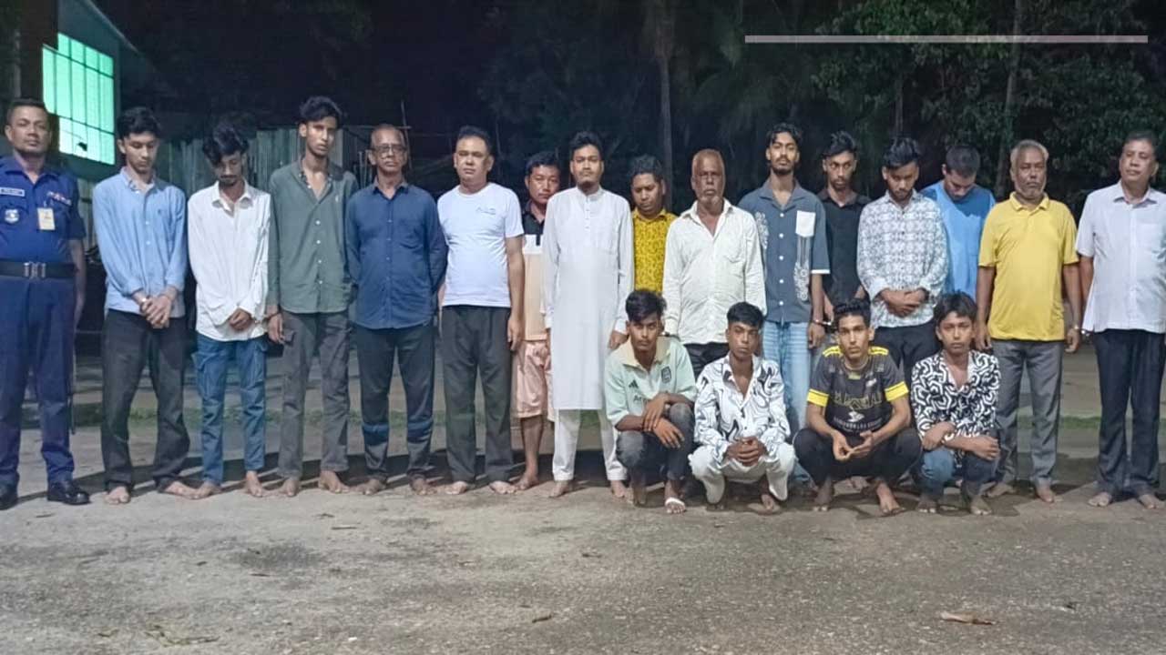 রাঙামাটিতে ডেভিল হান্ট,কিশোর গ্যাং,মাদক ও জুয়া বিরোধী অভিযানে আটক-২১