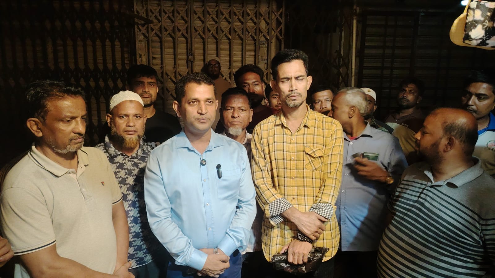 ফেনী পৌরসভার ড্রেন পরিষ্কার কার্যক্রম পরিদর্শনে পৌর প্রশাসক