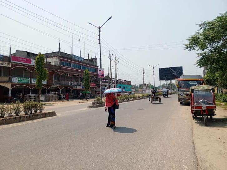 টানা তাপপ্রবাহে অতিষ্ঠ সীমান্তবর্তী চুয়াডাঙ্গার মানুষ