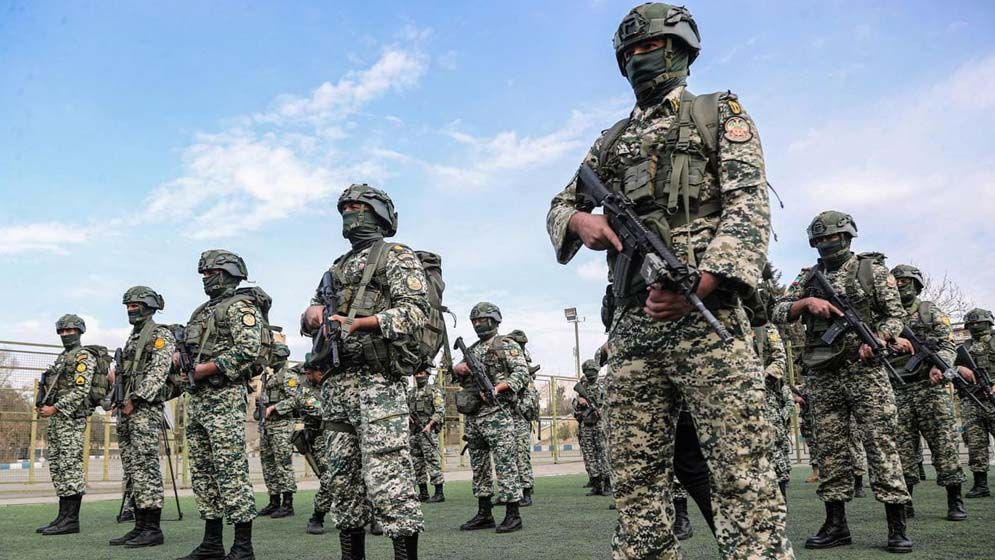 খামেনির মৃত্যুর পর ইরানে ‘সিপাহি বিদ্রোহ’ সম্ভাবনা: তরুণ সেনানায়কেরা গুপ্তহত্যা মিশন শুরু করতে পারে