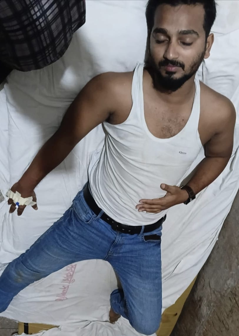 পিরোজপুরে অবৈধ বিদ্যুৎ সংযোগ বিচ্ছিন্ন করতে গিয়ে পল্লী বিদ্যুৎ সমিতির ৬ কর্মকর্তা-কর্মচারী হামলার শিকার, আটক ১