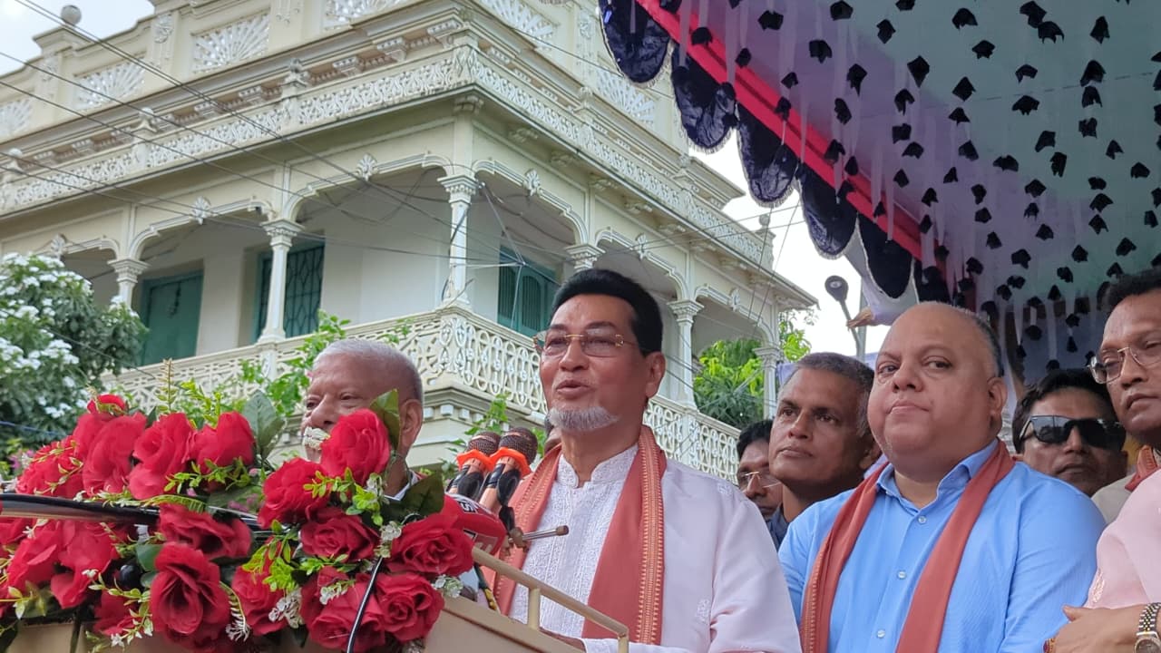 আমরা মৌলবাদে বিশ্বাস করি না, বিএনপি মৌলবাদে বিশ্বাস করে না: চিফ হুইপ