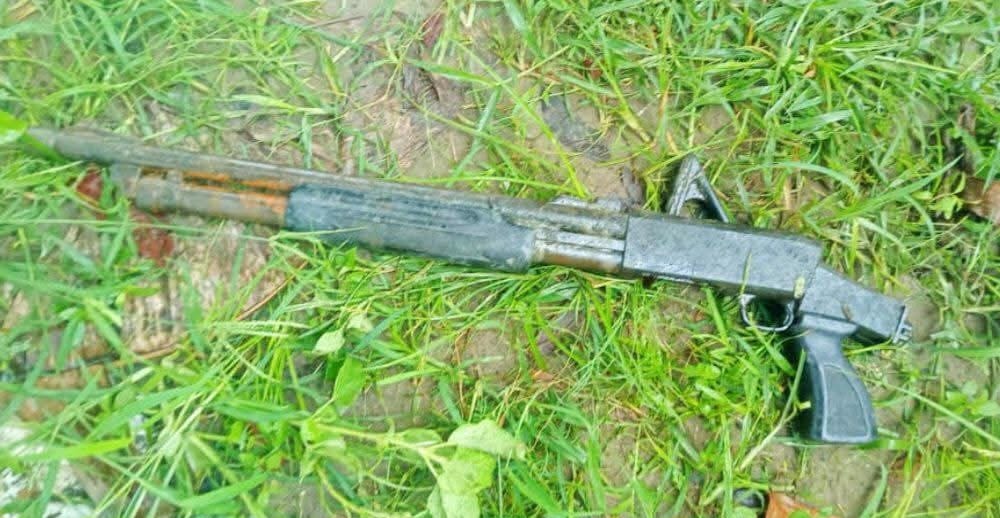 থানা থেকে লুট হওয়া শর্টগান পাওয়া গেলো পুকুরে