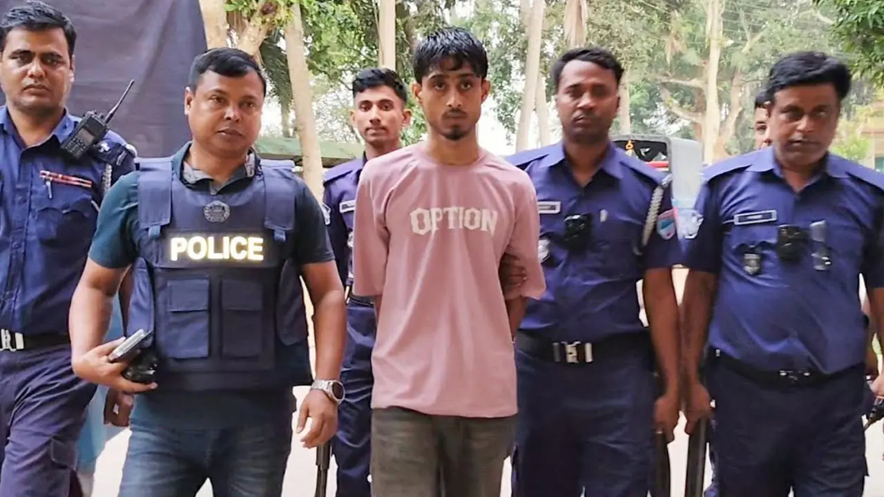 নড়াইলে স্ত্রীকে কুপিয়ে হত্যা, স্বামী আটক
