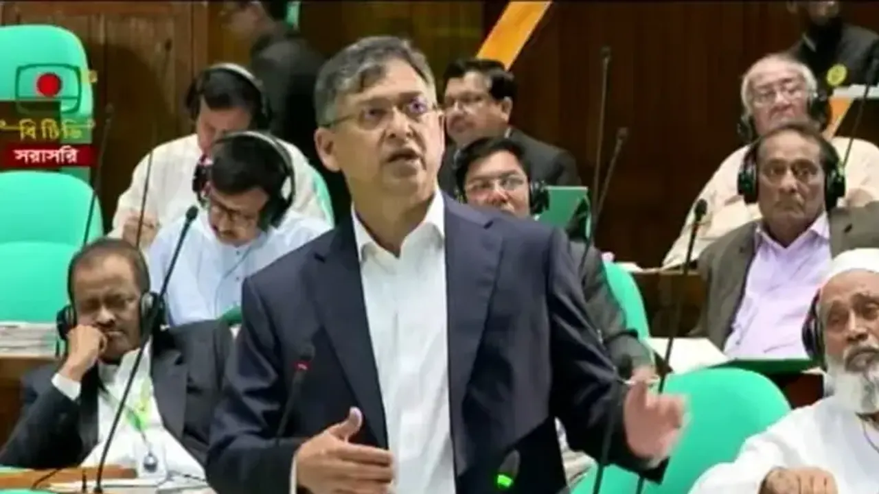 গণভোটের রায় বাস্তবায়নের আগে সংবিধান সংশোধন প্রয়োজন: স্বরাষ্ট্রমন্ত্রী