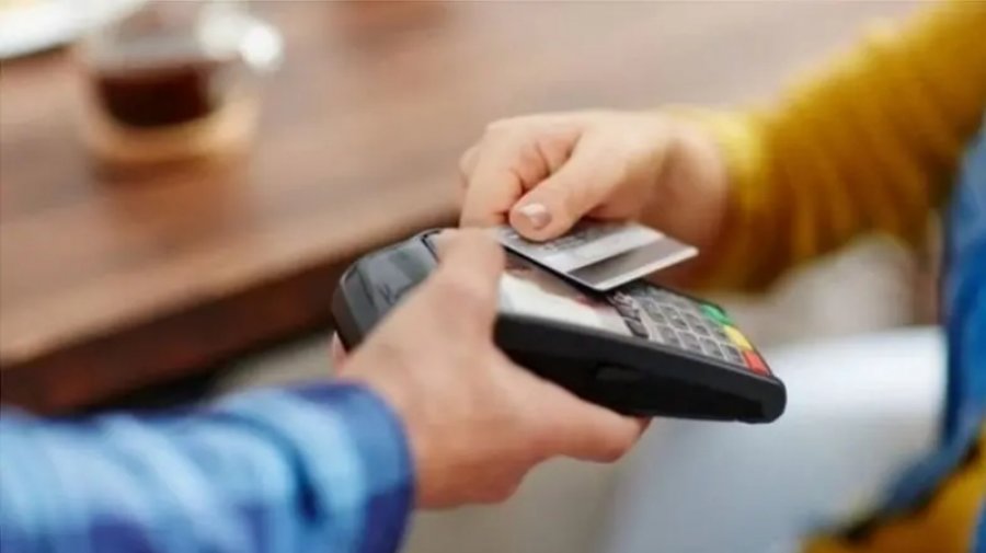 কার্ডে পেমেন্ট করলে ৫% ক্যাশব্যাক পাওয়ার প্রস্তাব