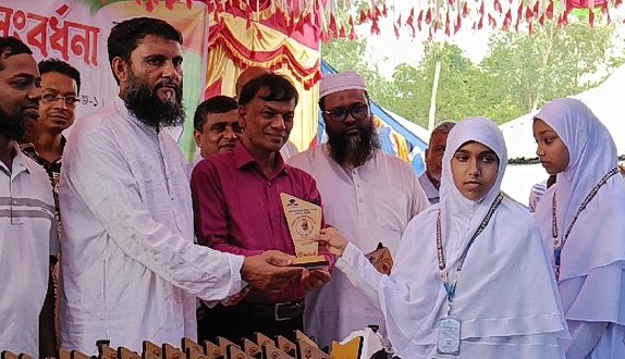 গাইবান্ধায় প্রাথমিক বৃত্তি পরীক্ষায় কৃতিত্বের সাথে উত্তীর্ণ ৩১ শিক্ষার্থীকে সম্বর্ধনা