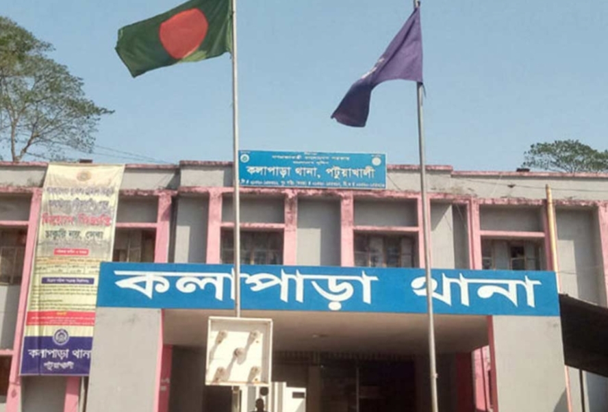 কলাপাড়ায় প্রবাসীর বাড়িতে ডাকাতি :২৫ ভরি স্বর্ণালংকার লুট