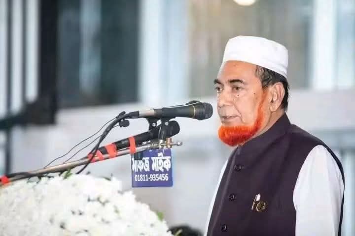 বীর মুক্তিযোদ্ধা ও ফেনী জেলা আওয়ামী লীগের সভাপতি অ্যাডভোকেট হাফেজ আহম্মদ আর নেই