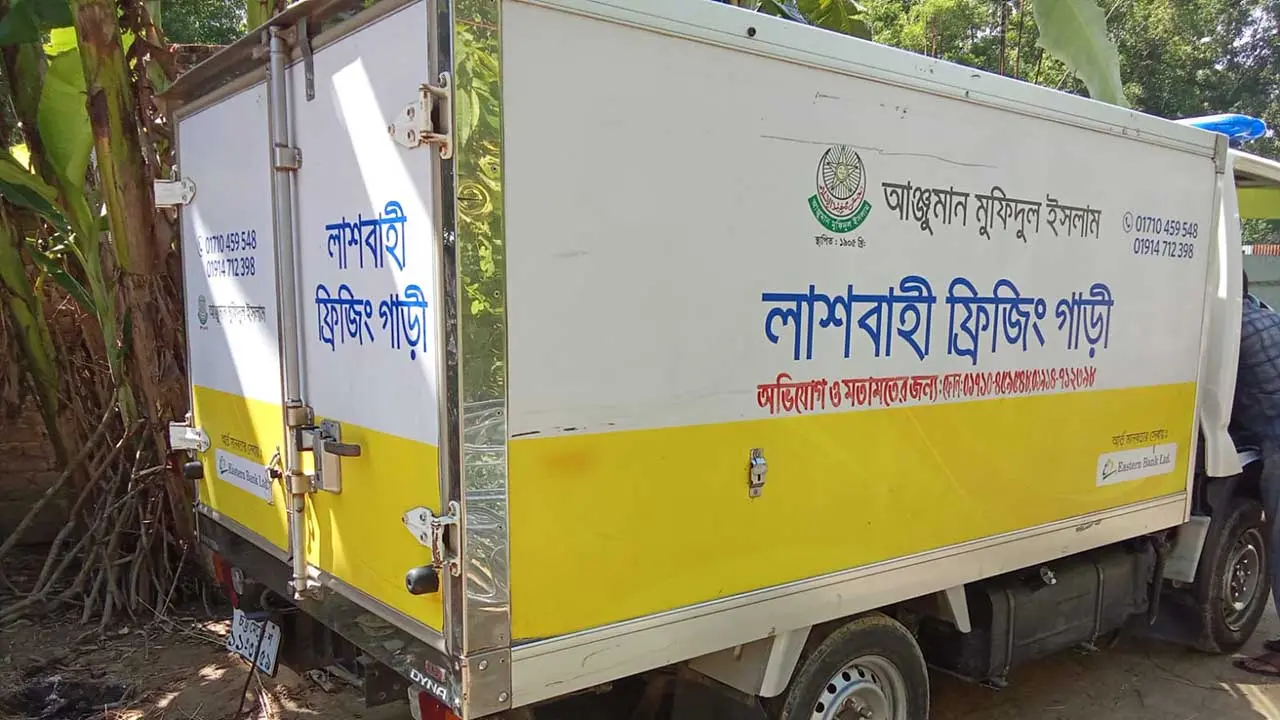 আহত মাকে দেখতে দেশে ফিরছিলেন ছেলে, টিকিট কাটার পর পেলেন মৃত্যুর খবর