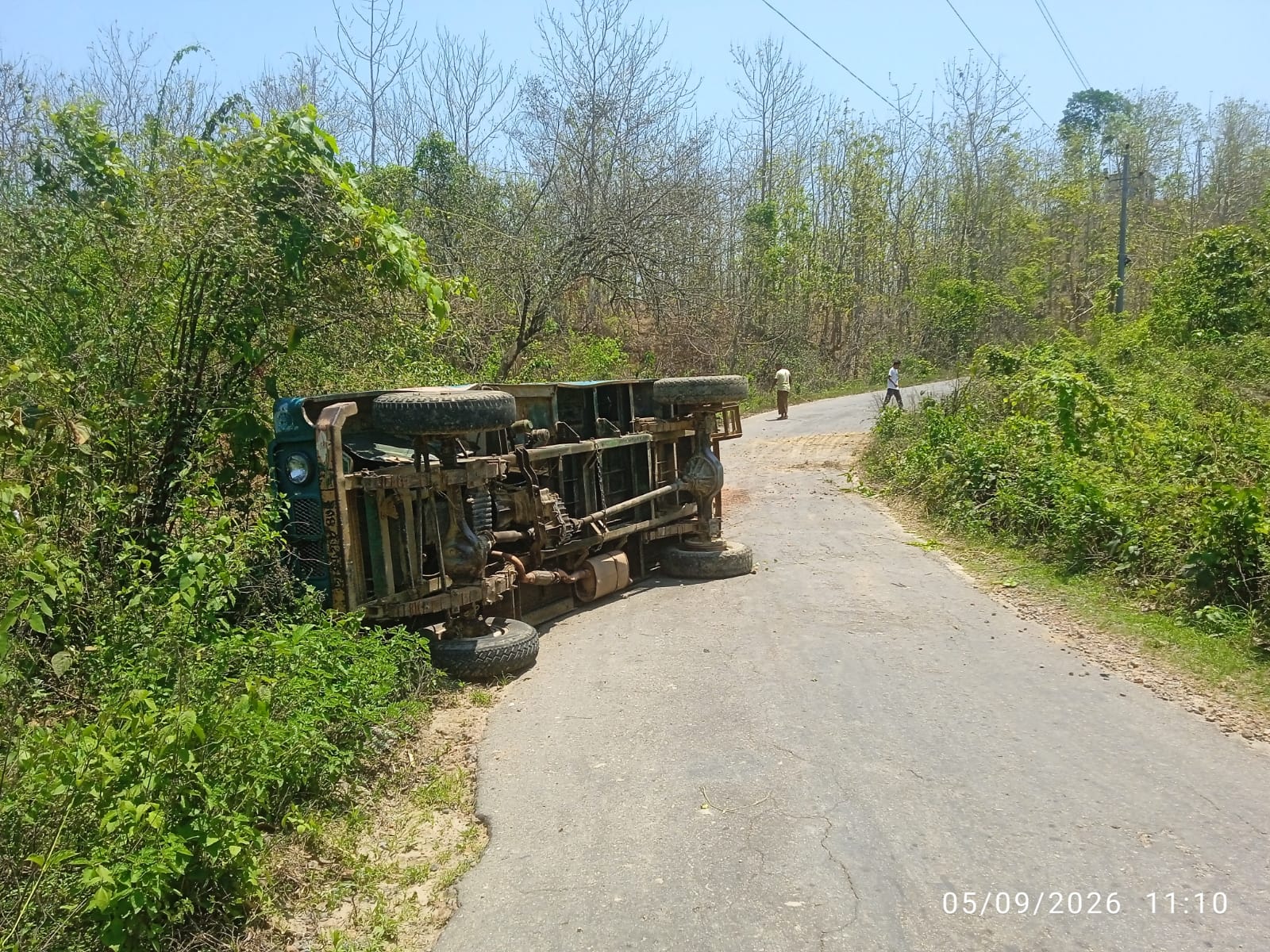 রাজস্থলী সড়কে চাঁদের গাড়ী উল্টে আহত ৬, একজনের অবস্থা আশঙ্কাজনক
