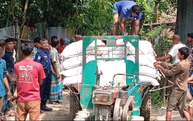 গাইবান্ধায় বাড়িতে ৪৭ বস্তা সার মজুতের অপরাধে ১০ হাজার টাকা জরিমানা