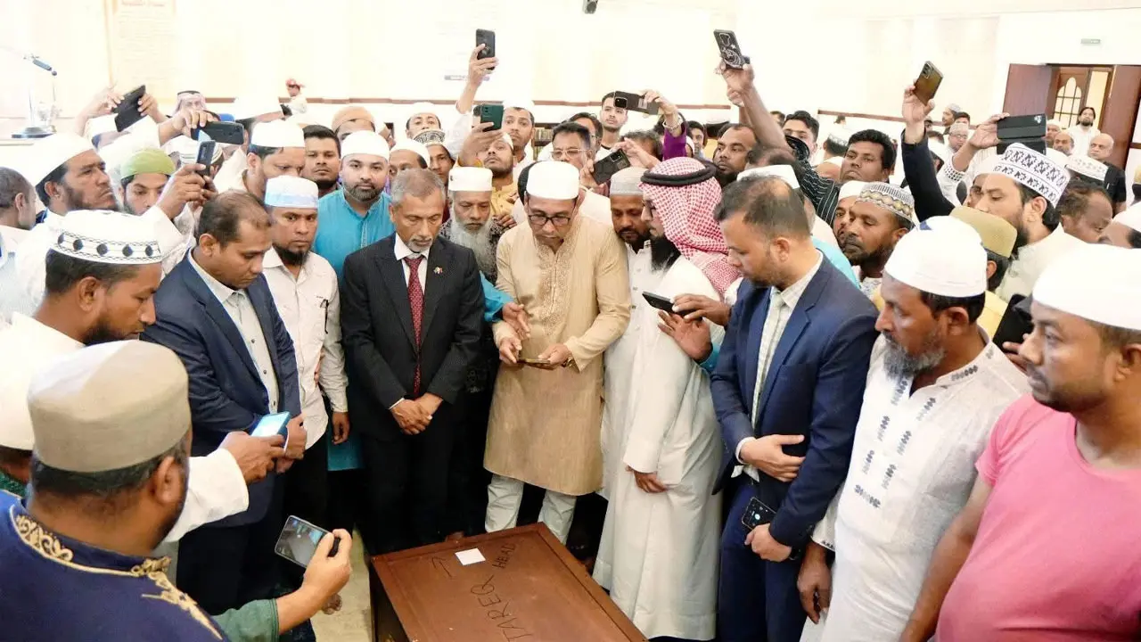 বাহরাইনে নিহত বাংলাদেশি কর্মীর জানাজা সম্পন্ন