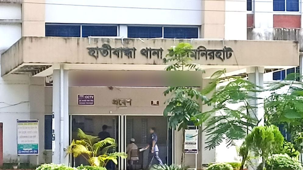 হাতীবান্ধায় জমি নিয়ে দ্বন্দ্বে বড় ভাইয়ের লাঠির আঘাতে ছোটভাই নিহত