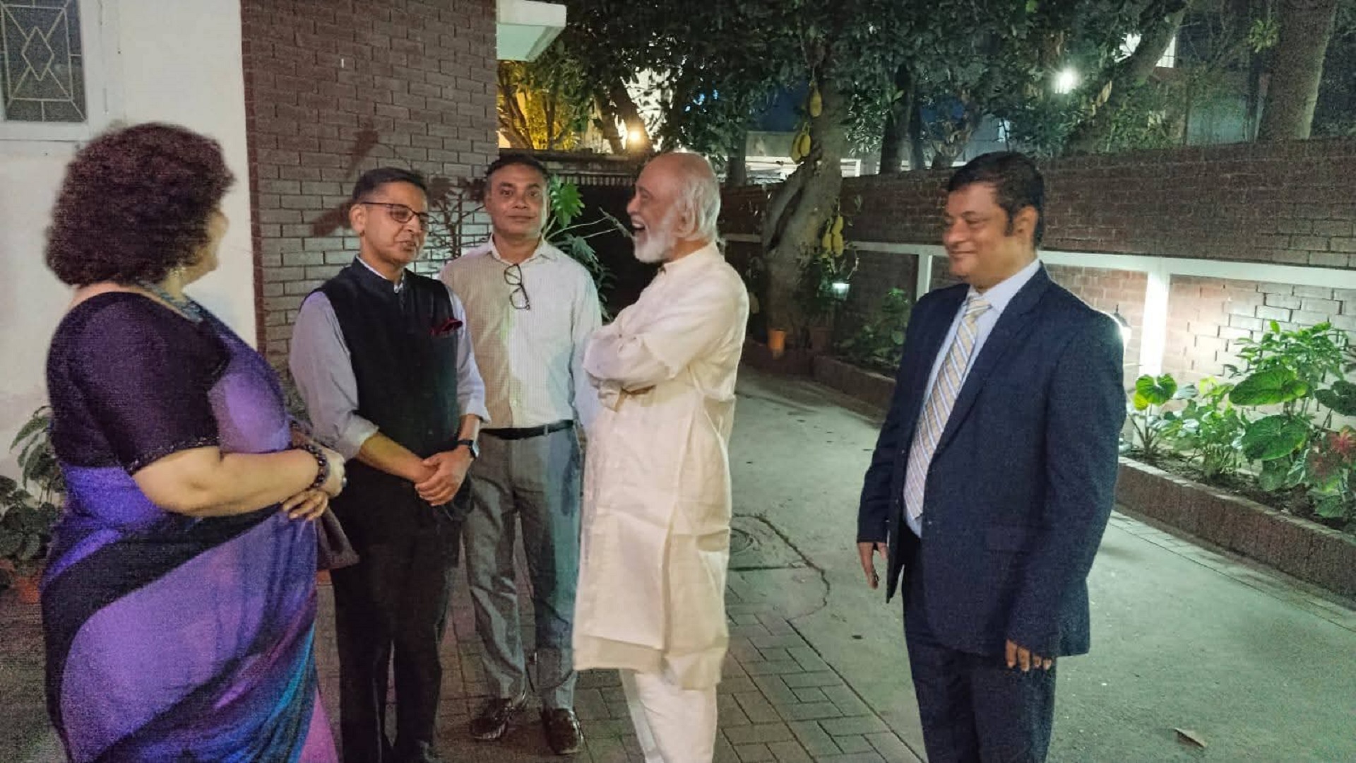 গুলশানে কূটনৈতিক নৈশভোজ, যুক্তরাষ্ট্র-ভারতসহ ৭ দেশের রাষ্ট্রদূত