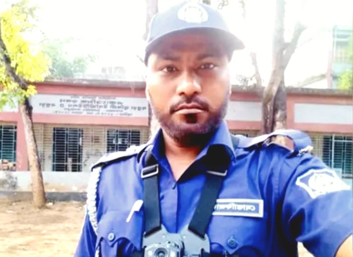 প্রবাসীর স্ত্রীর সঙ্গে সম্পর্কের অভিযোগে এসআই প্রত্যাহার
