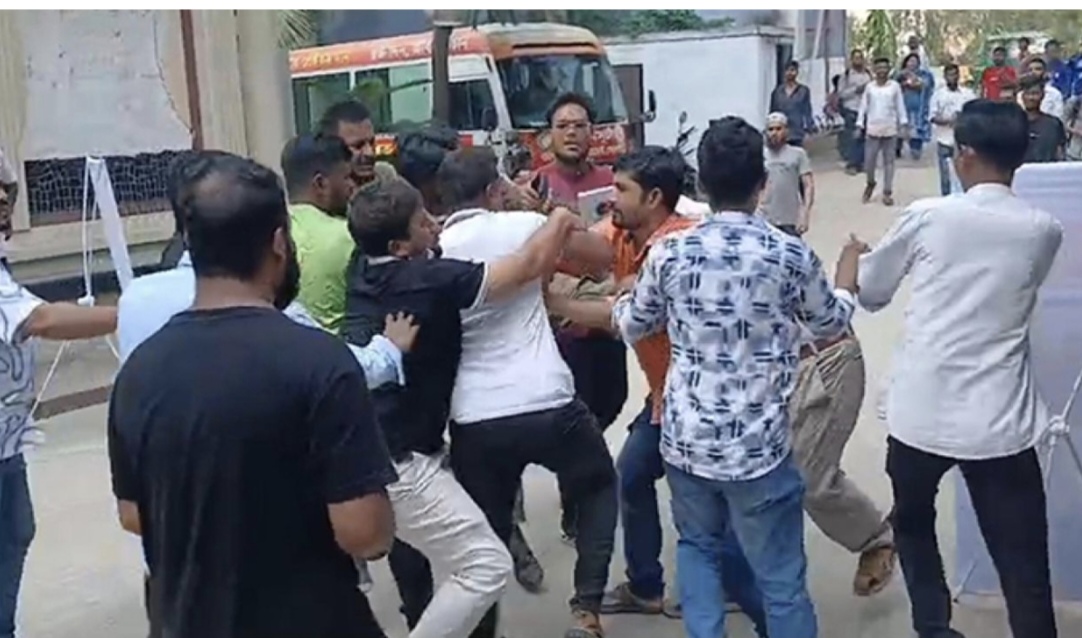 নারায়ণগঞ্জ বিএনপি নেতাকে মারধর, ৪ যুবদল কর্মী বহিষ্কার