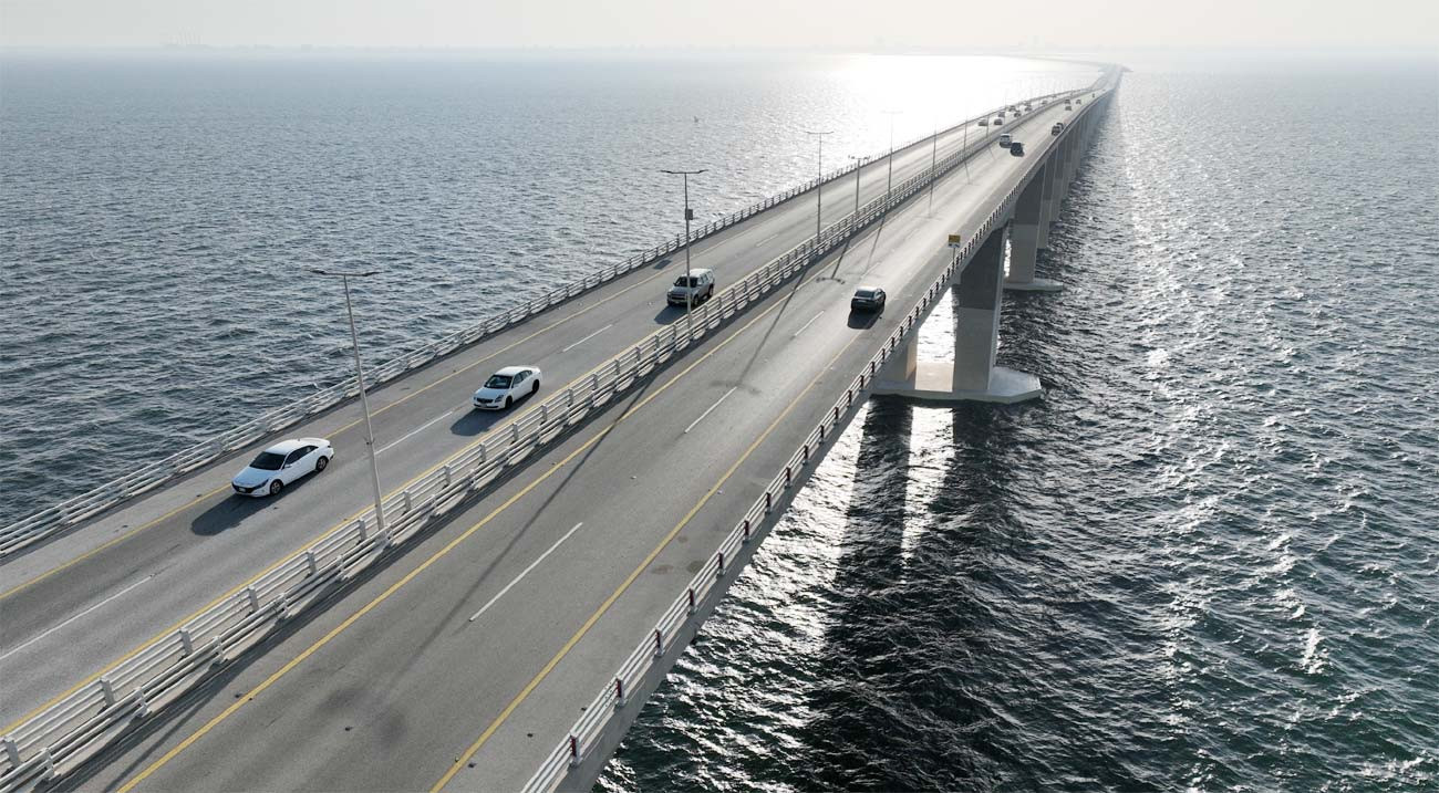 ইরানি হামলার আশঙ্কায় ‘কিং ফাহাদ’ সেতু বন্ধ ঘোষণা