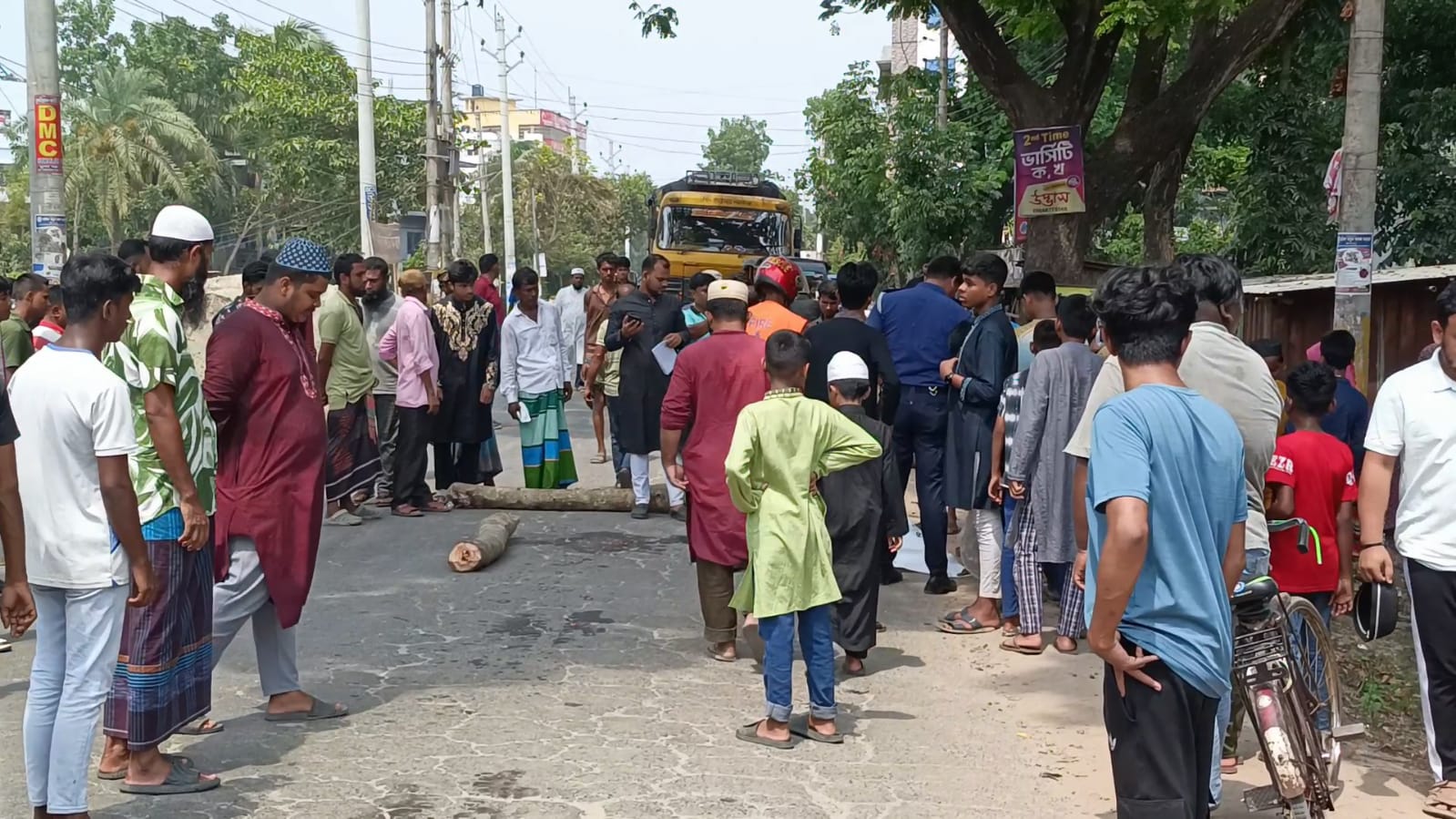 ঝিনাইদহে ট্রাক চাপায় নারী নিহত