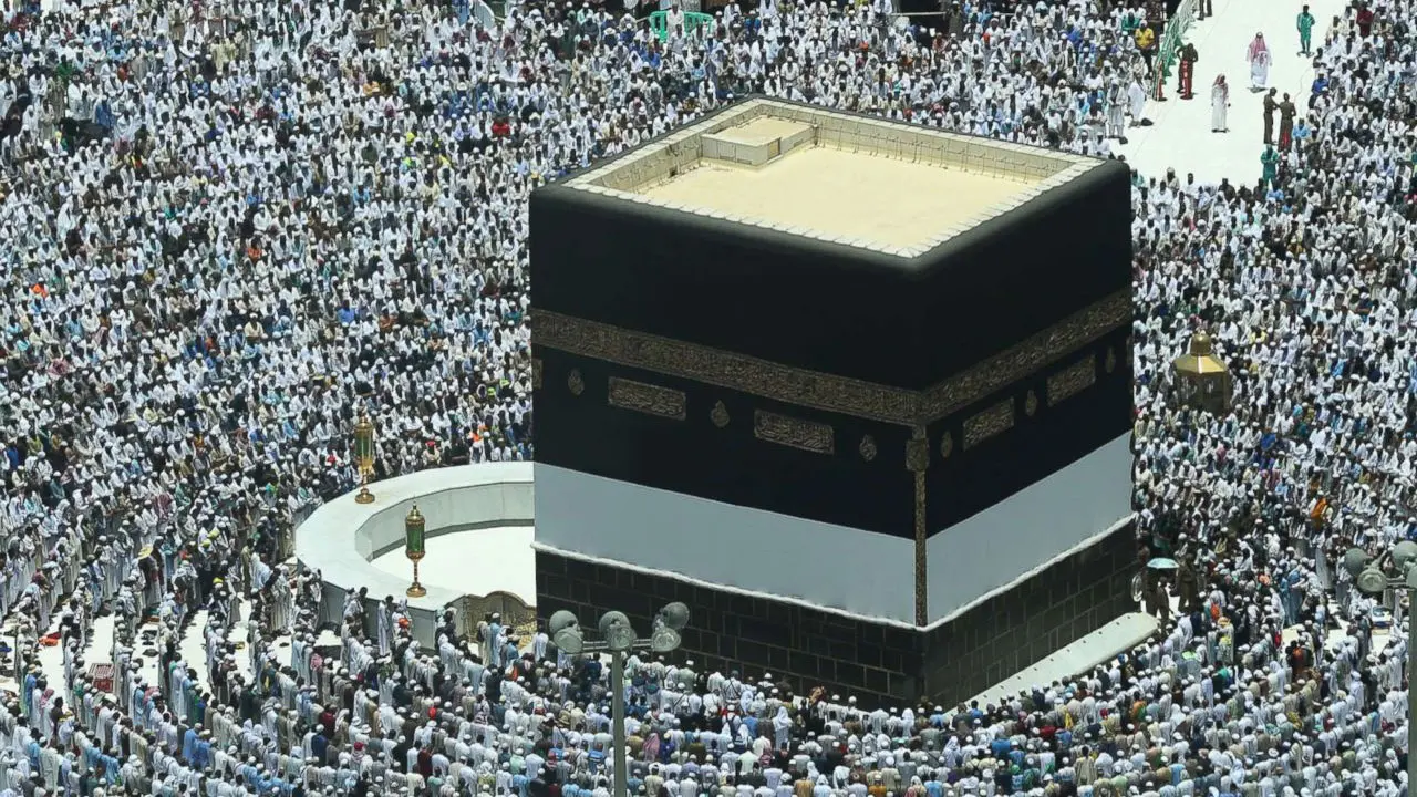 হজযাত্রীদের সেবায় অনিয়ম করলে গুনতে হবে জরিমানা