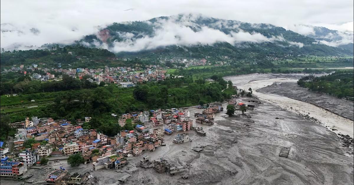 সীমান্তের তথ্য ঘাটতিতে বাড়ছে হিমালয় দুর্যোগের ঝুঁকি
