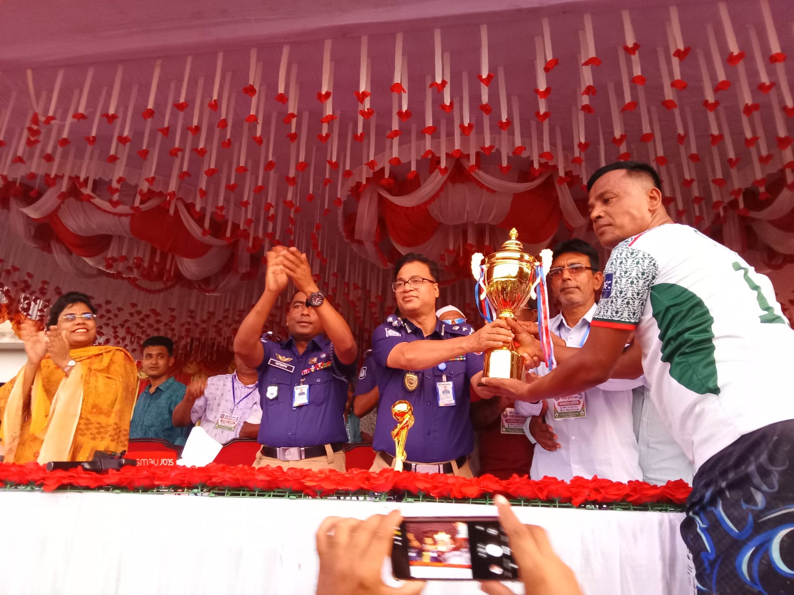 মাগুরায় পুলিশ সুপার কাপ সম্প্রীতির ফুটবল ২০২৬ অনুষ্ঠিত