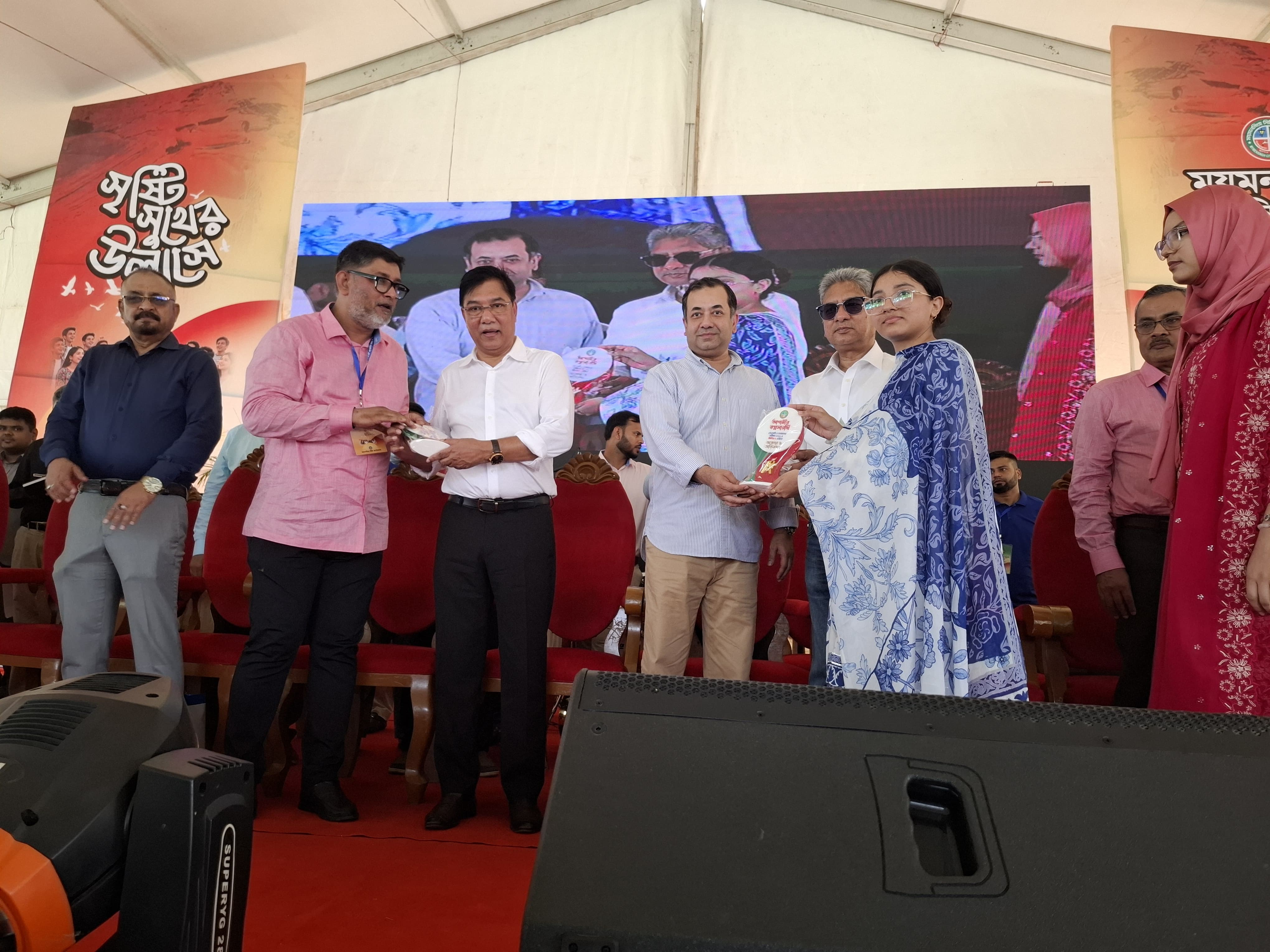 আমি চাই দেশে ২শত টিরও বেশি বিমান থাকবে- বিমানমন্ত্রী মিল্লাত