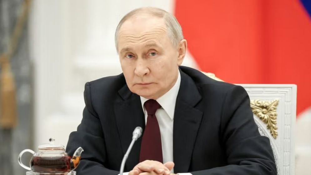 পুতিনের সতর্কতা: মধ্যপ্রাচ্যের যুদ্ধ করোনা মহামারীর প্রভাব ছাড়িয়ে যেতে পারে