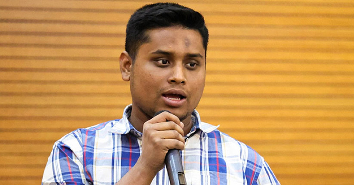 “আগের সিস্টেম অক্ষুণ্ন থাকলে যেকোনো ব্যক্তি হাসিনা হয়ে উঠতে পারে”: হাসনাত আবদুল্লাহ