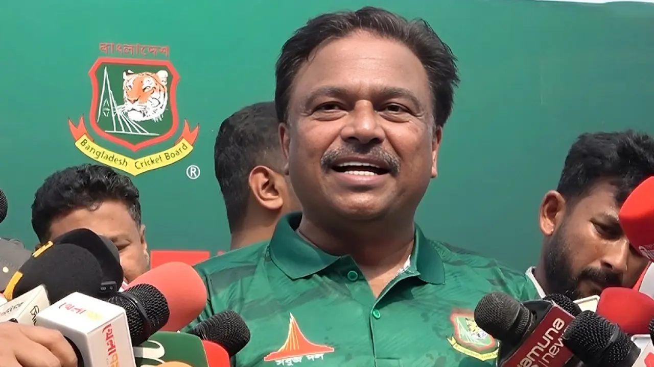 ‘বোর্ড বোর্ডের মতো চলবে’, বিসিবি কতদিন টিকবে প্রশ্নের জবাবে ফারুক