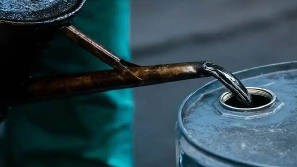 ফার্নেস তেলের নতুন দাম ৯৪ টাকা ৬৯ পয়সা, আজ রাত ১২টা থেকে কার্যকর