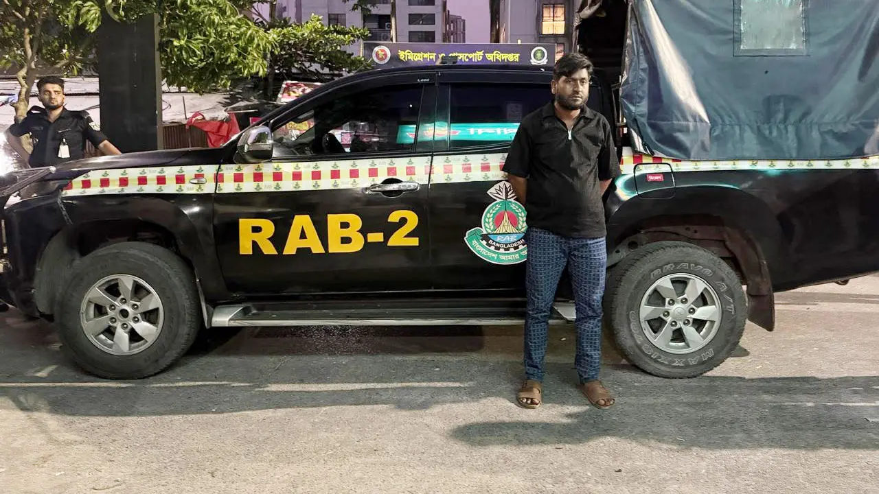 ভাতের হোটেল ব্যবসায়ীর থেকে কিস্তিতে চাঁদা আদায়, চাঁদাবাজ গ্রেপ্তার